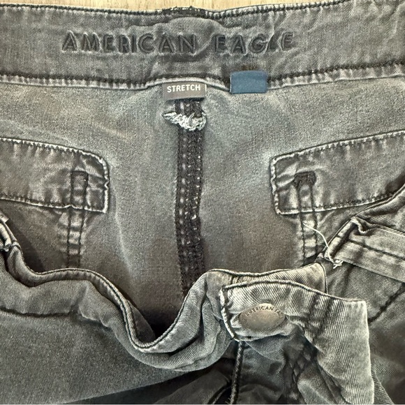 American Eagle Stretch Gray Cargo Pants Size 18 - Picture 3 of 7